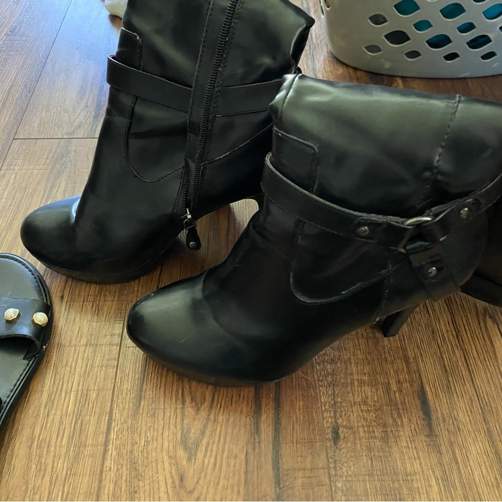 Gorgeous women’s boots